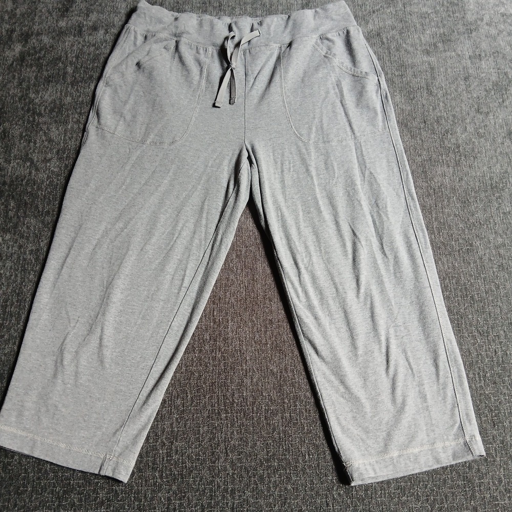 Athletic Works Pants Womens L Gray Capri Drawstring Pockets Yoga Walking Workout